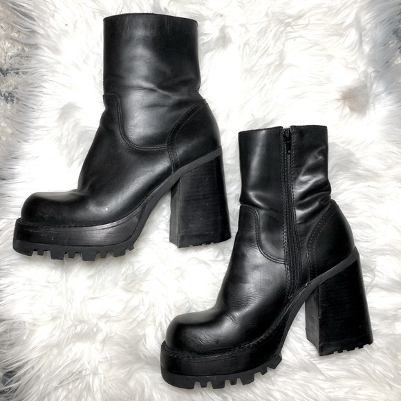 Steve Madden Shoes - Steve Madden Black Platform Mid Calf Boots Sz 9.5